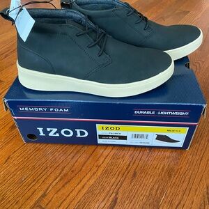 IZOD Men's Black Casual Shoes